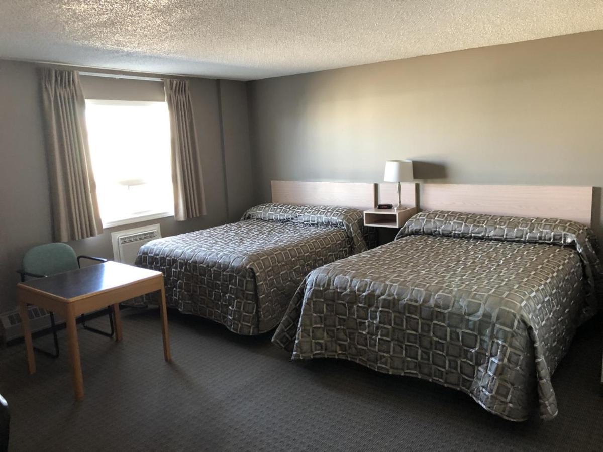 Arbour Ridge Inn & Suites Kindersley Buitenkant foto